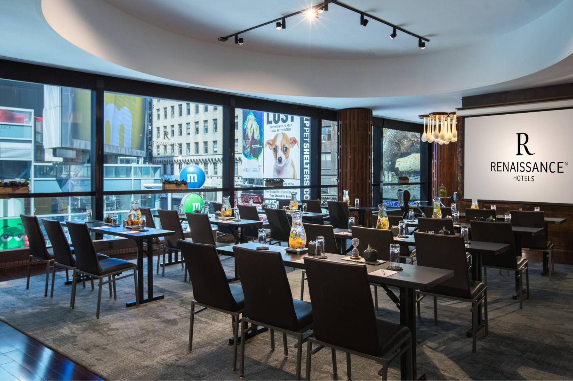 Hotel Renaissance New York Times Square By Marriott Exteriér fotografie